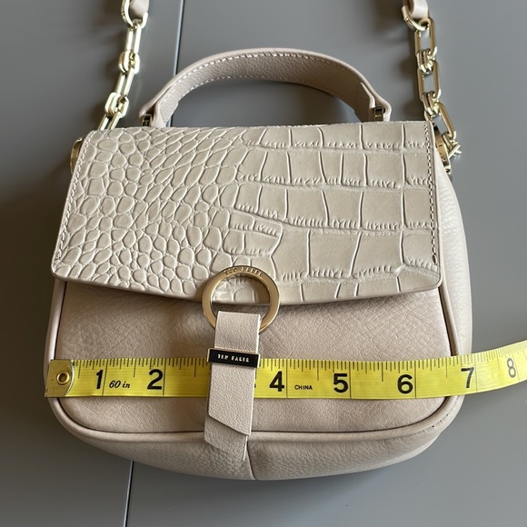 NWT Ted Baker Loop and Tab Grainy Mini Crossbody Taupe - Picture 7 of 13